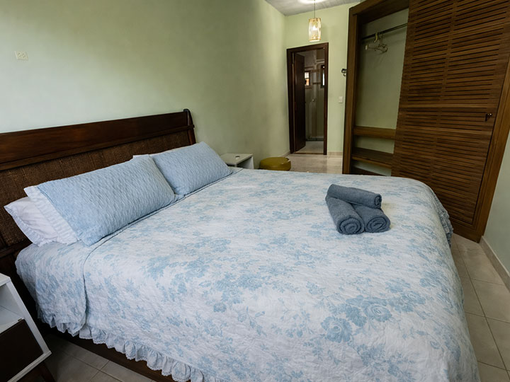 001-suite-v-martins-beach-house